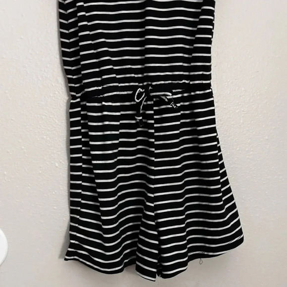 Girls Kids Btween Stripe Black Romper Size 6x - Picture 3 of 11